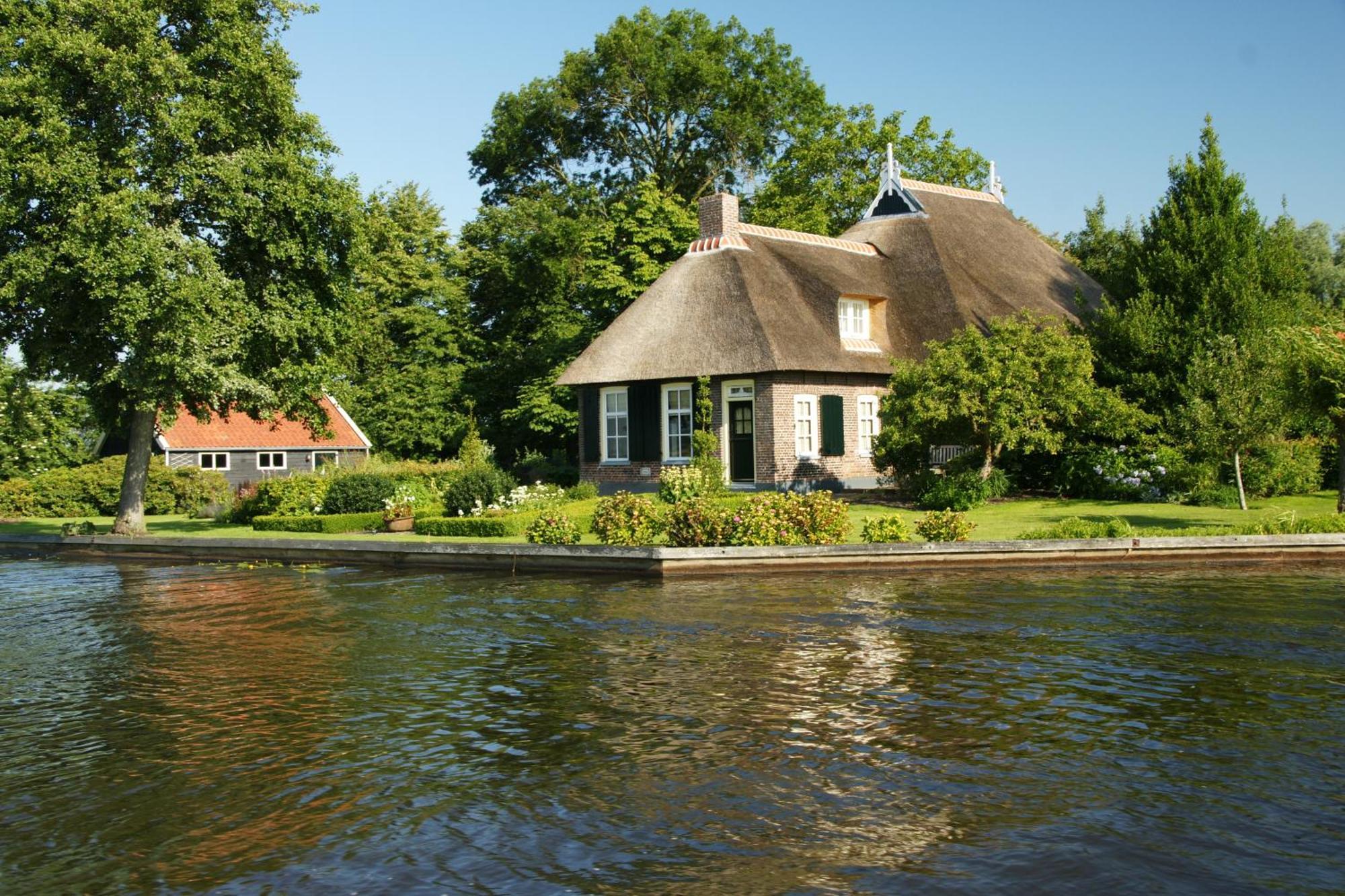 Hotel - Restaurant - Cafe- Geertien Blokzijl Eksteriør billede